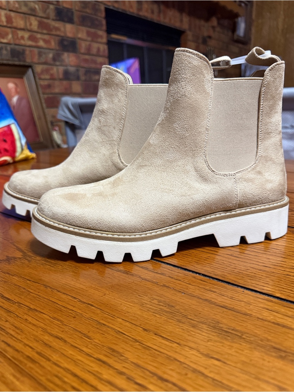 NWOT Chinese Laundry Beige Suede Chelsea Lug Sole Ankle Boots